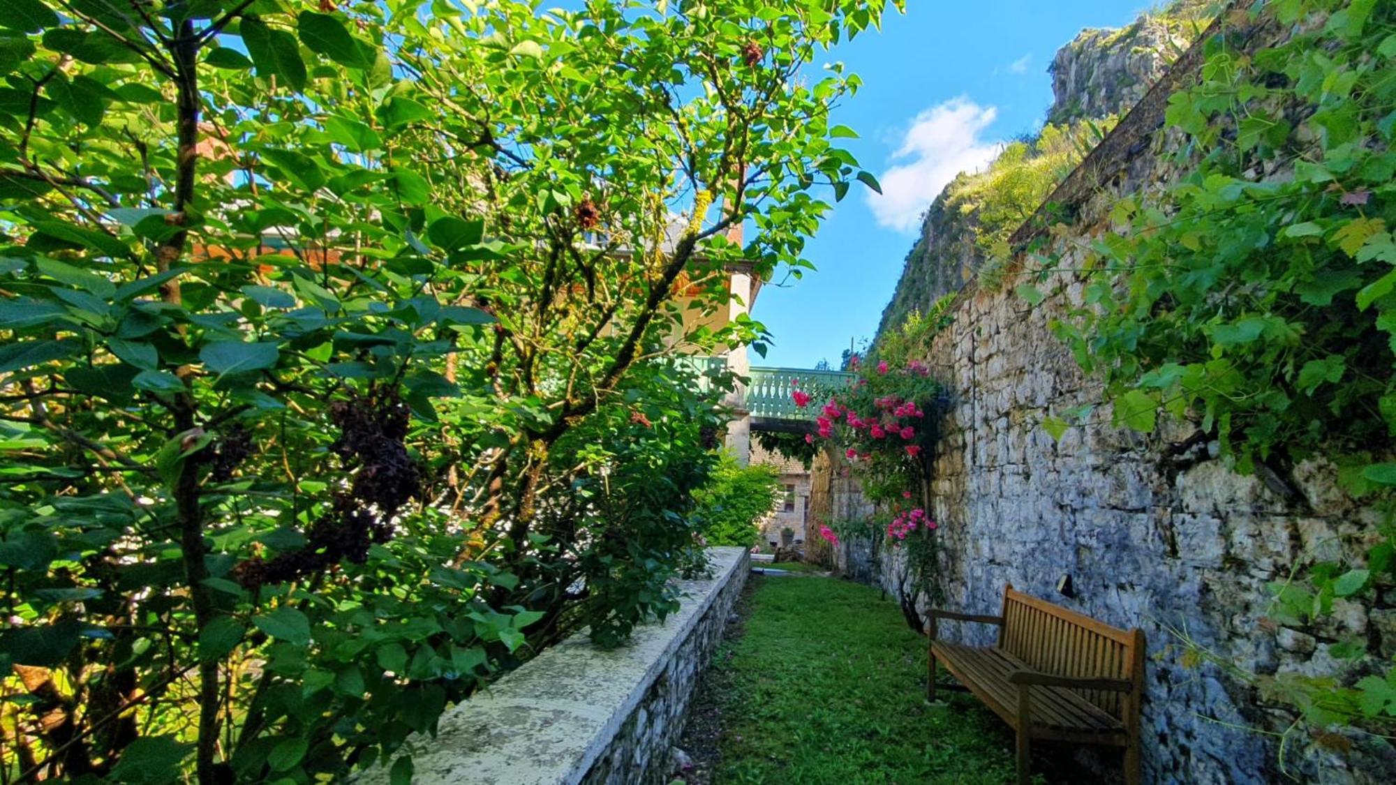 Bed and Breakfast Au Fil De L'Eau Cerdon  Esterno foto